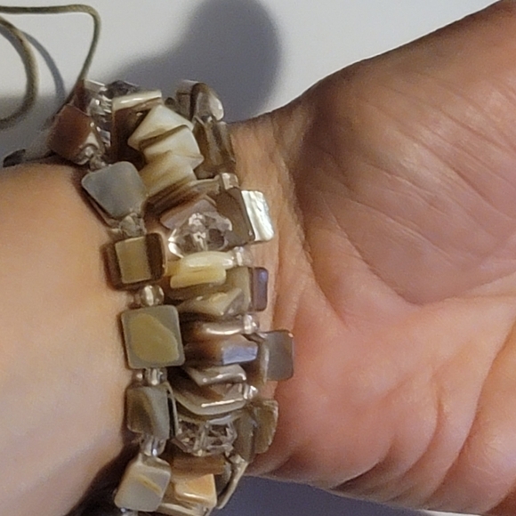 SQUARE cut natural shell tones of brown tan set of 3 - Picture 3 of 7